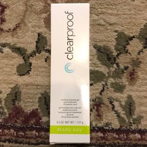 2 Mary Kay brand new clarifying cleansing gel